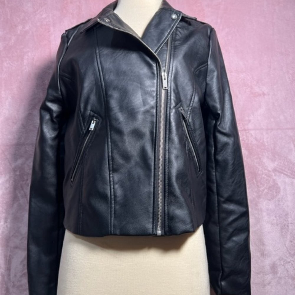 Love Tree Faux Leather Size Large Juniors Embroided Motorcycle Zip Up Jacket